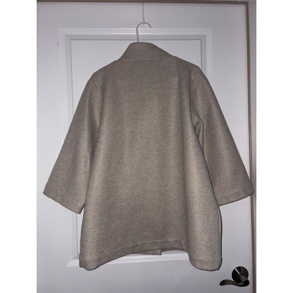 Lilla P Zip Front Patch Pocket Jacket Stucco - Beige Size Large - Picture 3 of 4